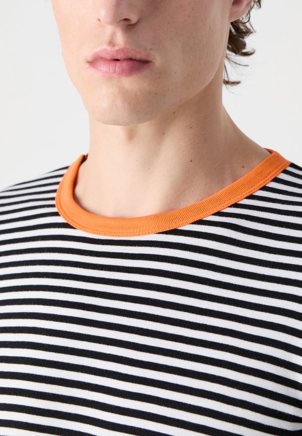 TOBIAS - Long sleeved top4