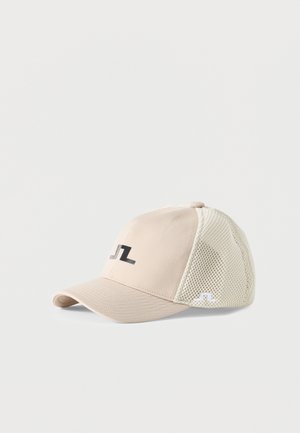 Șapcă de baseball bej cu panouri laterale din plasă și logo alb-negru pe față și pe lateral, așezată pe fundal alb.