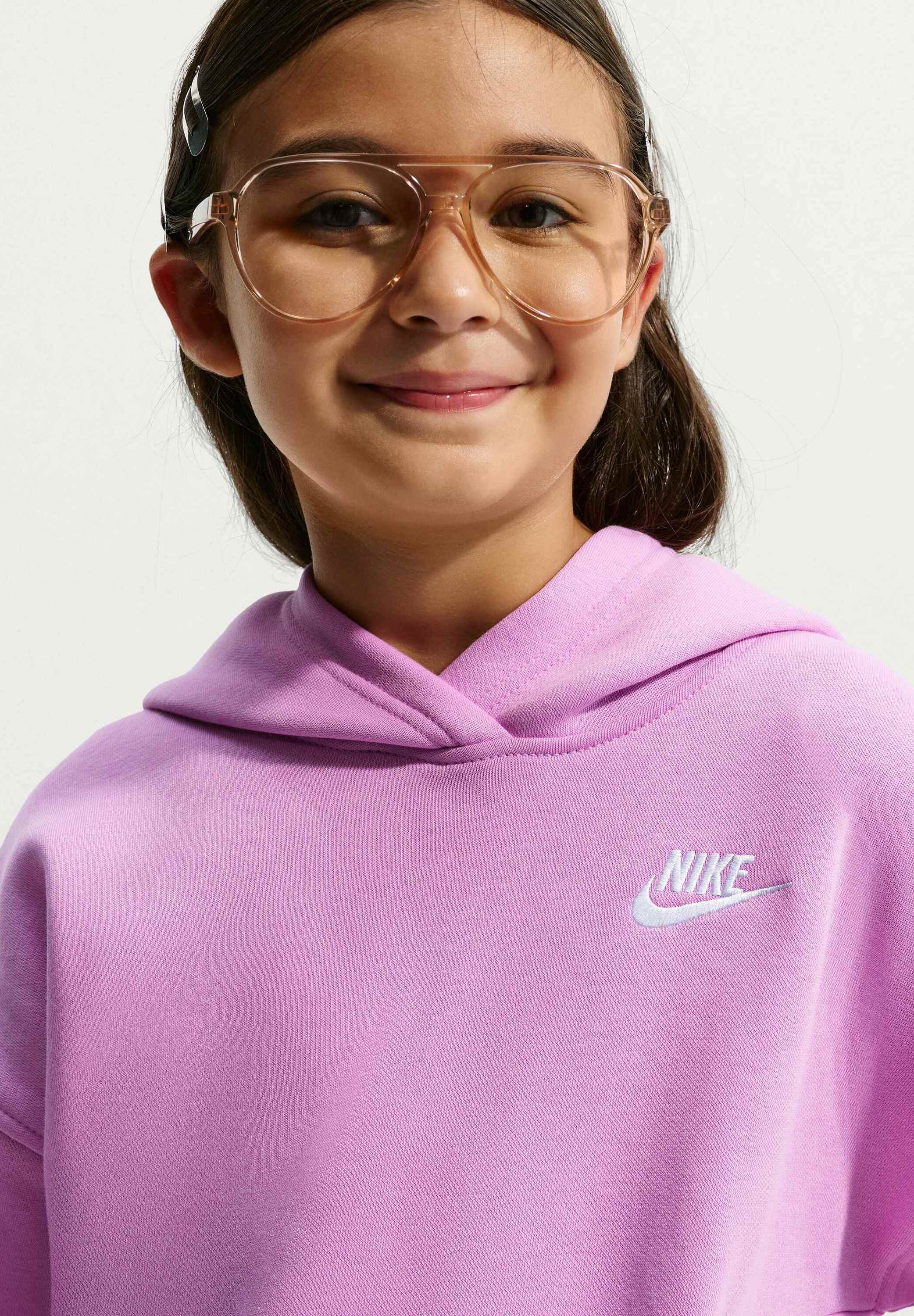 magenta nike sweatshirt