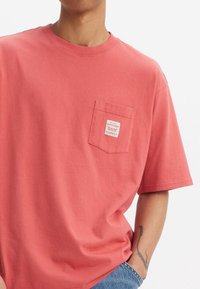 Levi's® Workwear WORKWEAR TEE - T-shirt basique - mineral red