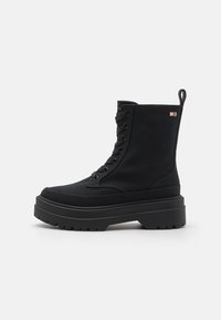 FLAG LACE UP BOOT - Botine cu platformă - black