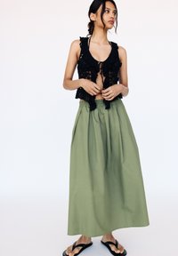PULL&BEAR - RUFFLED - MIDI  - A-line skirt - khaki Thumbnail Image 1