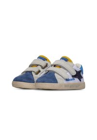 Chaussures pour tout-petits en bleu et gris, en matériaux suédé et cuir, avec des brides auto-agrippantes, une touche de jaune et un détail en forme d'étoile.