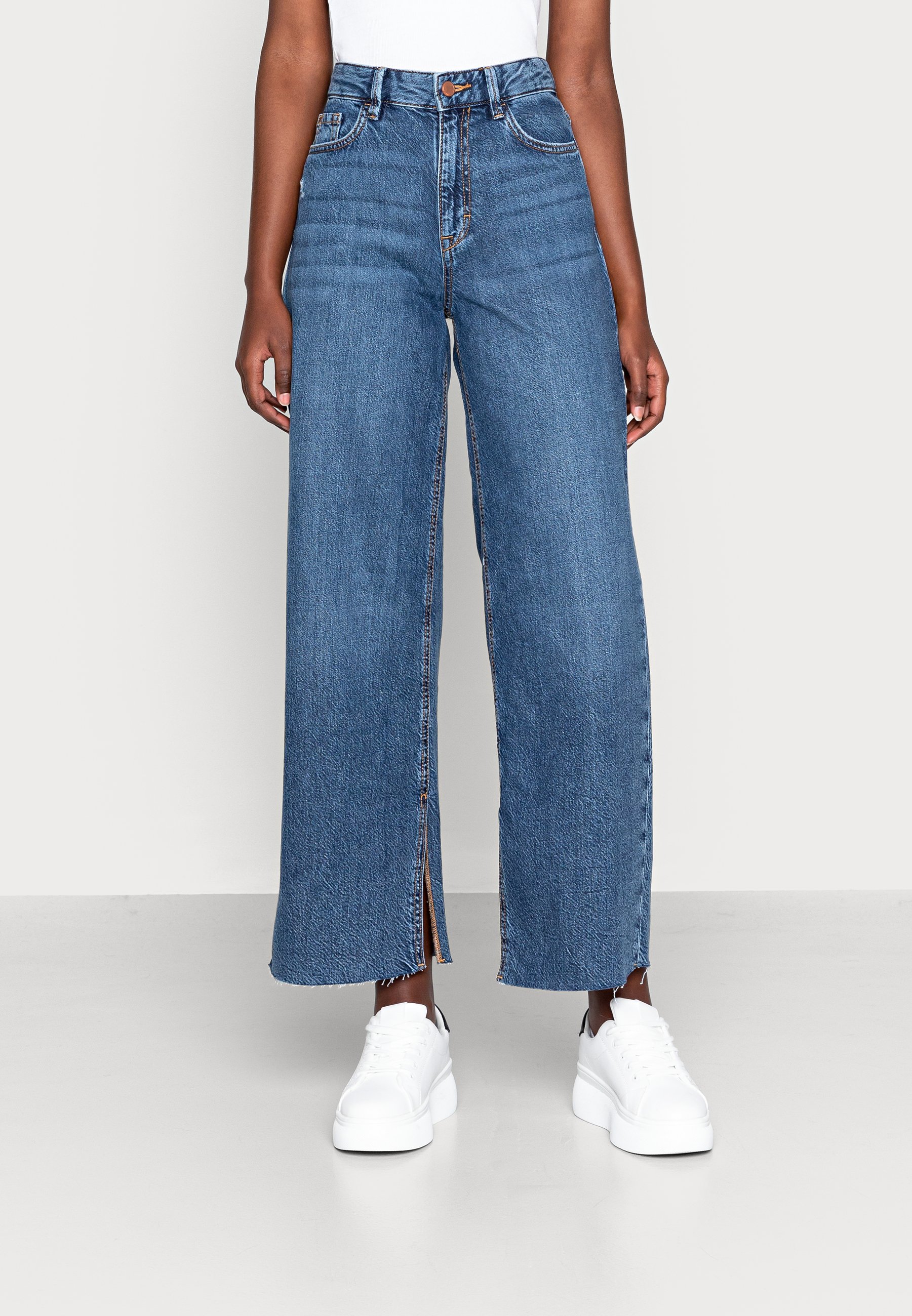 edc by Esprit WIDE - Relaxed fit jeans 