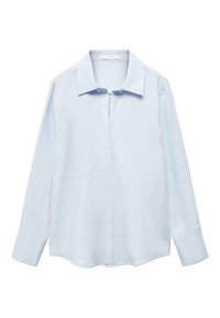 Chemise boutonnée bleu clair en lin, dotée d'un col classique, de manches longues et d'un ourlet droit avec une texture subtile.