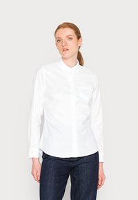 GAP - FITTED BOYFRIEND - Hemdbluse - optic white Thumbnail-Bild 1