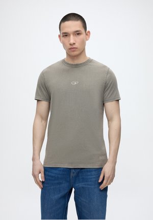 ARKK Copenhagen CORE CLASSIC TEE - Βασικό μπλουζάκι - khaki