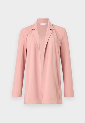 Blazer rose pâle à manches longues, ouvert à l'avant avec col à revers, présenté sur un fond clair uni.
