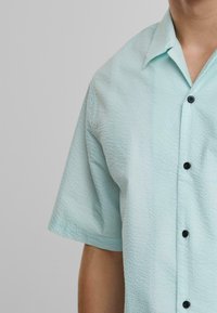 Urban Classics RELAXED SHORT SLEEVE  - Ing - frostmint