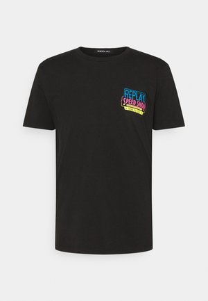 Black short-sleeve T-shirt with multicolored "Replay Speed Shop Born to Ride" logo on the left chest.