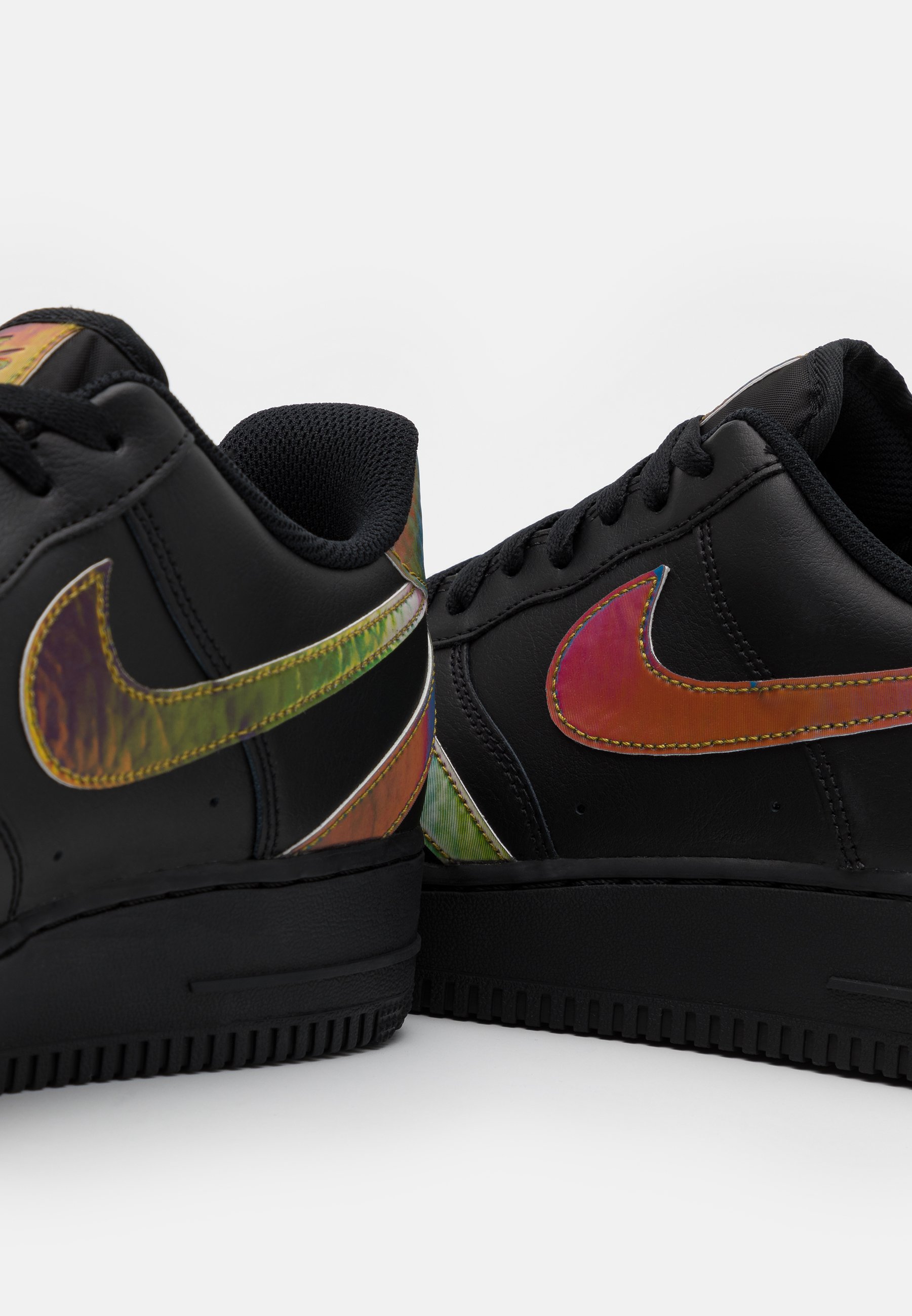 nike air force 1 '07 trainers in holographic black