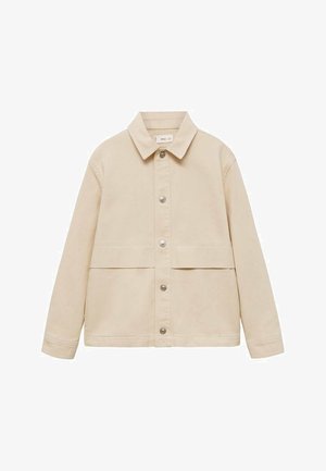 Lys beige jakke med krave, der har knaplukning foran, to store forlommer og lange ærmer lavet af et glat stof.