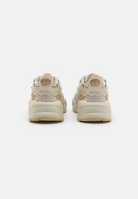 Puma RS-X UP UNISEX - Sportbačiai - desert dust/sand dune