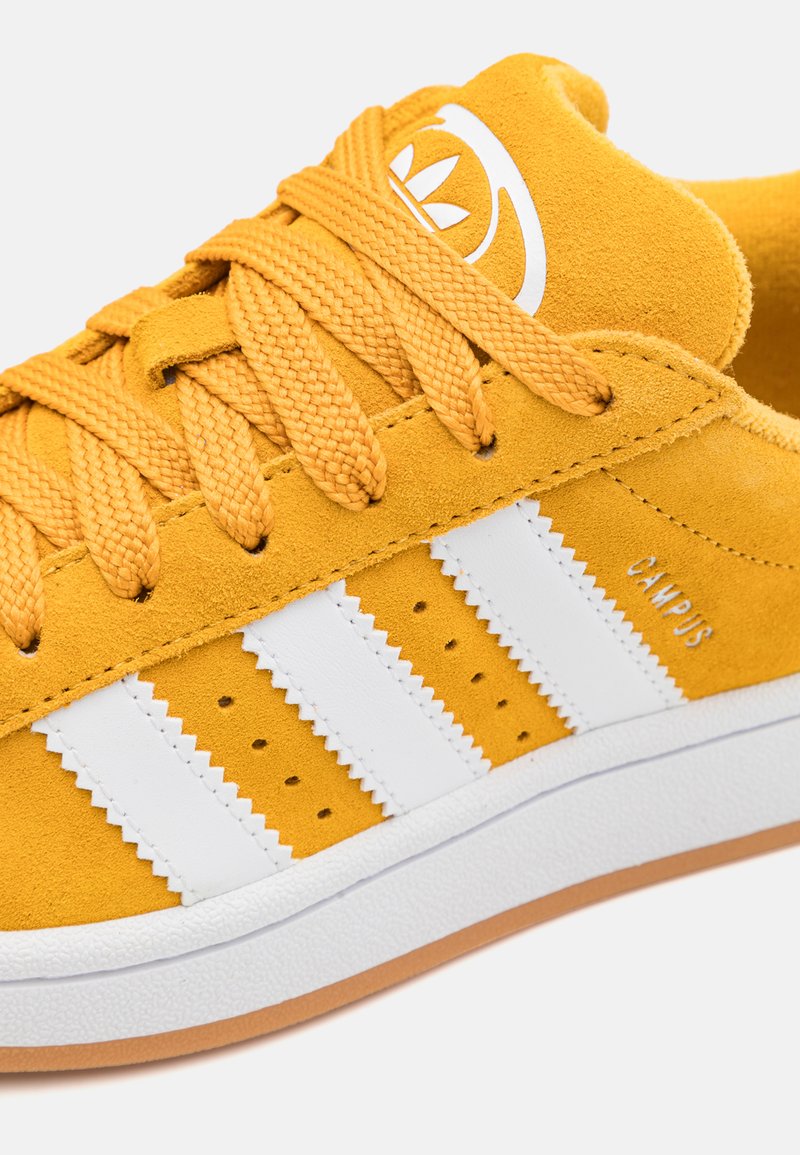 adidas gazelle silver green womens adidas Campus 00s Grey White main image 1