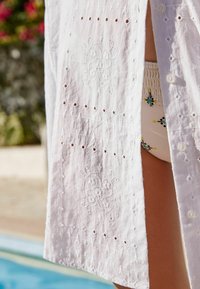 Next BRODERIE - Skjortklänning - white