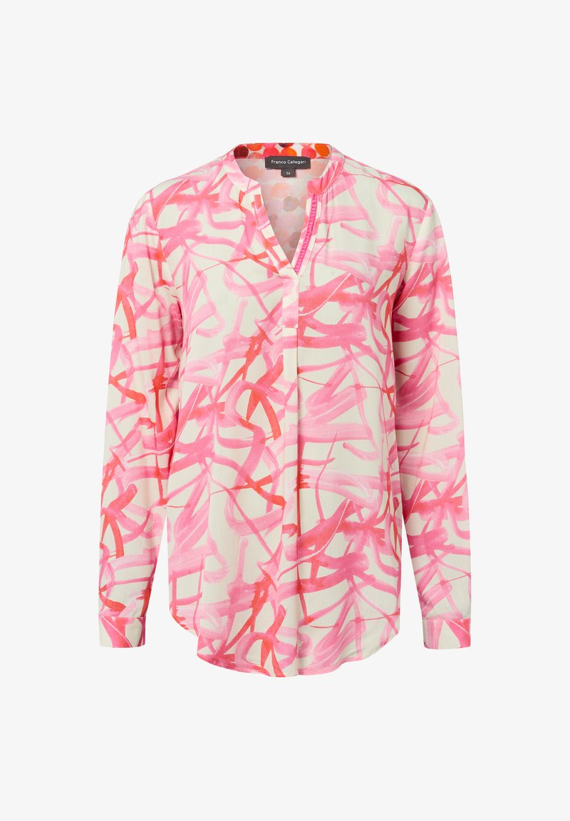 Langärmlige Bluse mit pinkem und rotem abstraktem Pinselstrichmuster auf weißem Hintergrund, ausgestattet mit einem Stehkragen und einer teilweise durchgehenden Knopfleiste.
