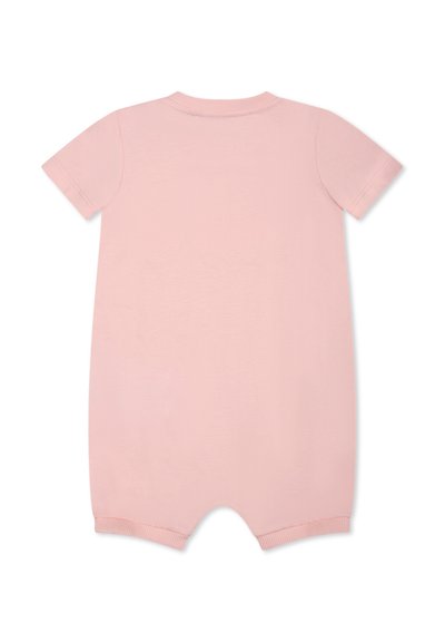Bodysuit en coton rose à manches courtes, avec un col côtelé et des chevilles. Texture lisse, coupe droite, sans motifs ni accents.
