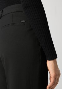 Scotch & Soda CORE EDIE - Housut - black