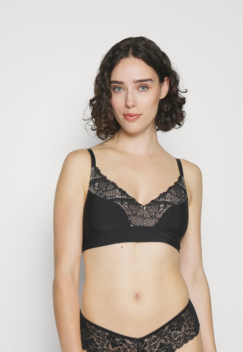 Chantelle ORANGERIE DREAM WIREFREE FOAM BRA triangle