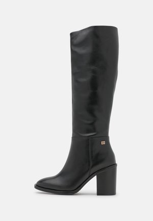 Høje støvler/ Støvler - black