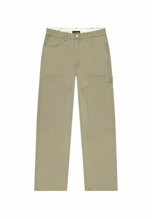 Pantaloni khaki a gamba larga realizzati in tessuto resistente, con ampie tasche applicate e dettagli di cucitura a contrasto. Chiusura con bottone in vita.