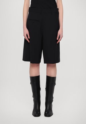 Short - black