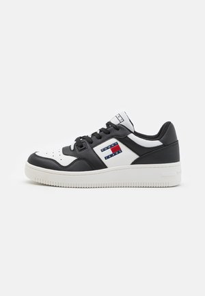Tenisky - black