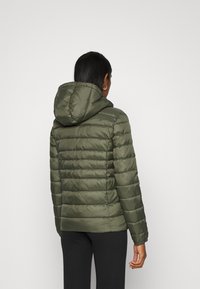 ONLY MATERNITY OLMTAHOE HOOD - Giacca da mezza stagione - forest night