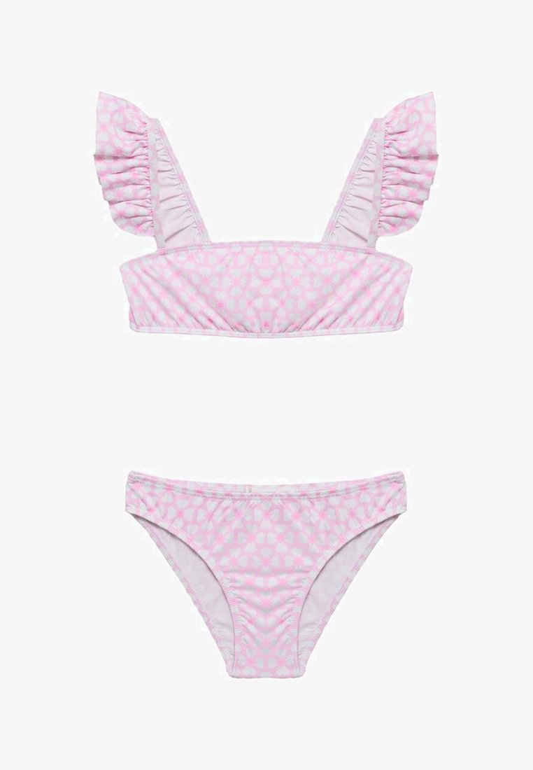 Růžový bikinový set s volánkovými popruhy. Vrchní díl má vzor srdcí a spodní díl má jednoduchý střih. Měkká, elastická látka.