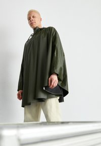 Rains UNISEX - Skraistė - green
