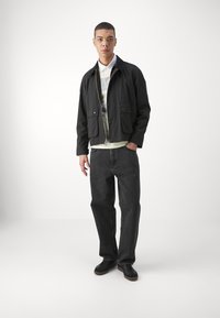Edwin MATRIX PANT - Vaqueros boyfriend - black/matt wash