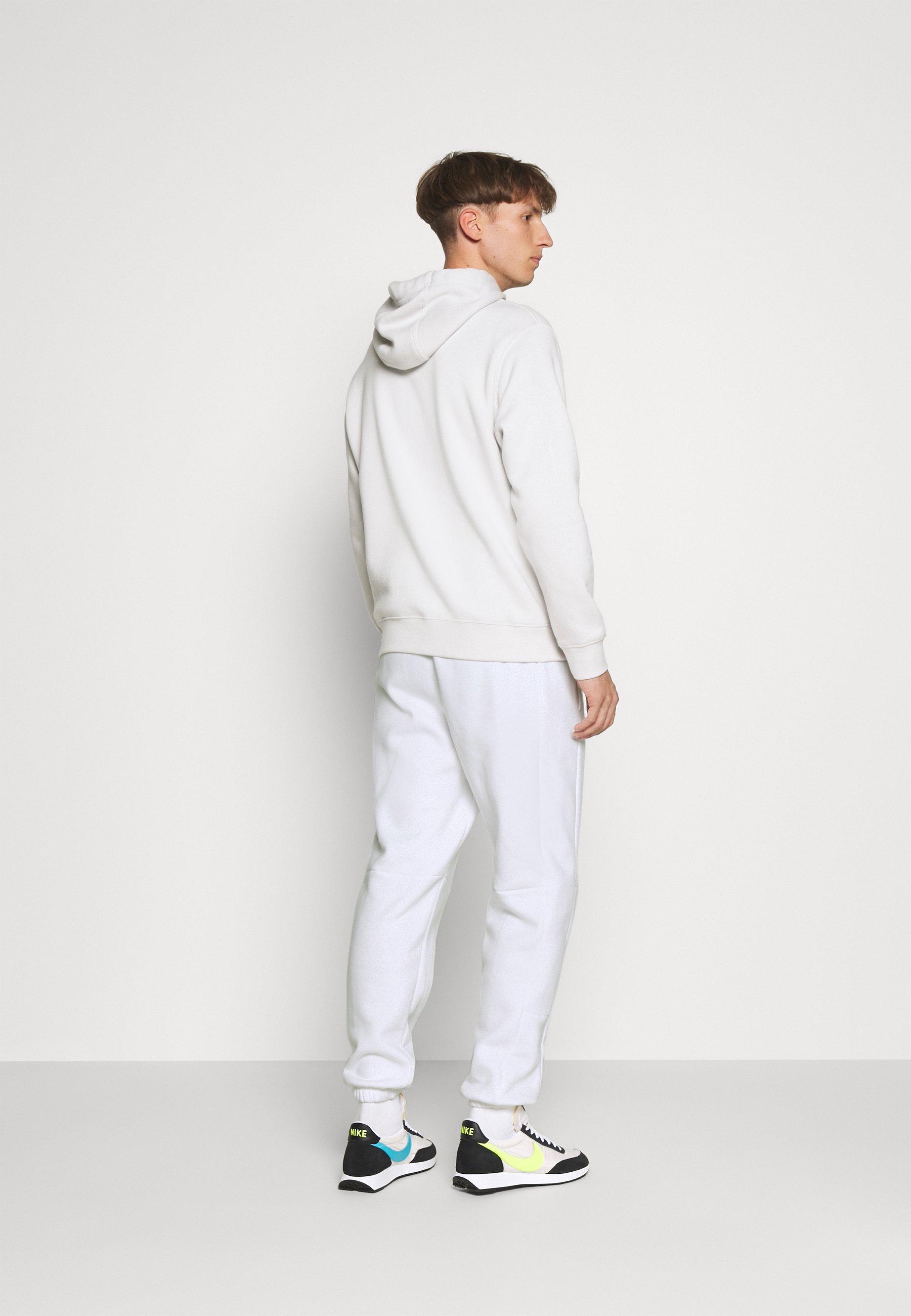 Jordan PANT - Pantalones deportivos - white/blanco - Zalando.es