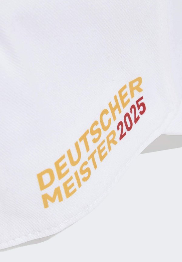 BAYERN CHAMPIONSHIP WINNER - Club wear2