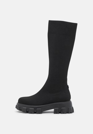 Plateaustiefel - black