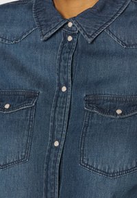 Vero Moda VMMARIA LS MIX NEW NOOS - Camicia - medium blue denim
