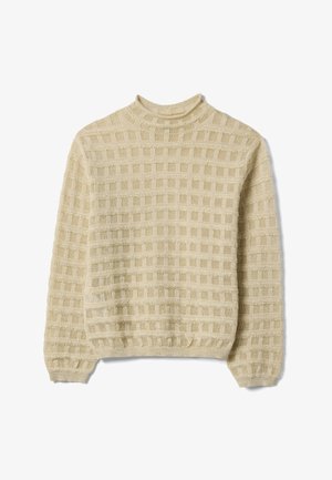 Beige gebreide trui met ruitpatroon, hoge halslijn en geribbelde manchetten en zoom. Zachte textuur met een ontspannen pasvorm.