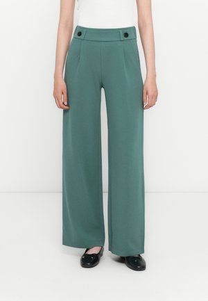 JDYGEGGO LIFE  NEW LONG NOOS - Pantaloni - sea pine detail:black buttons