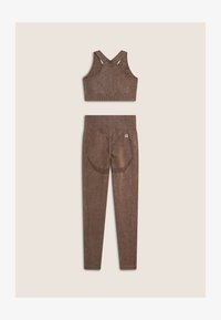 Non selezionato, coffee quartz used