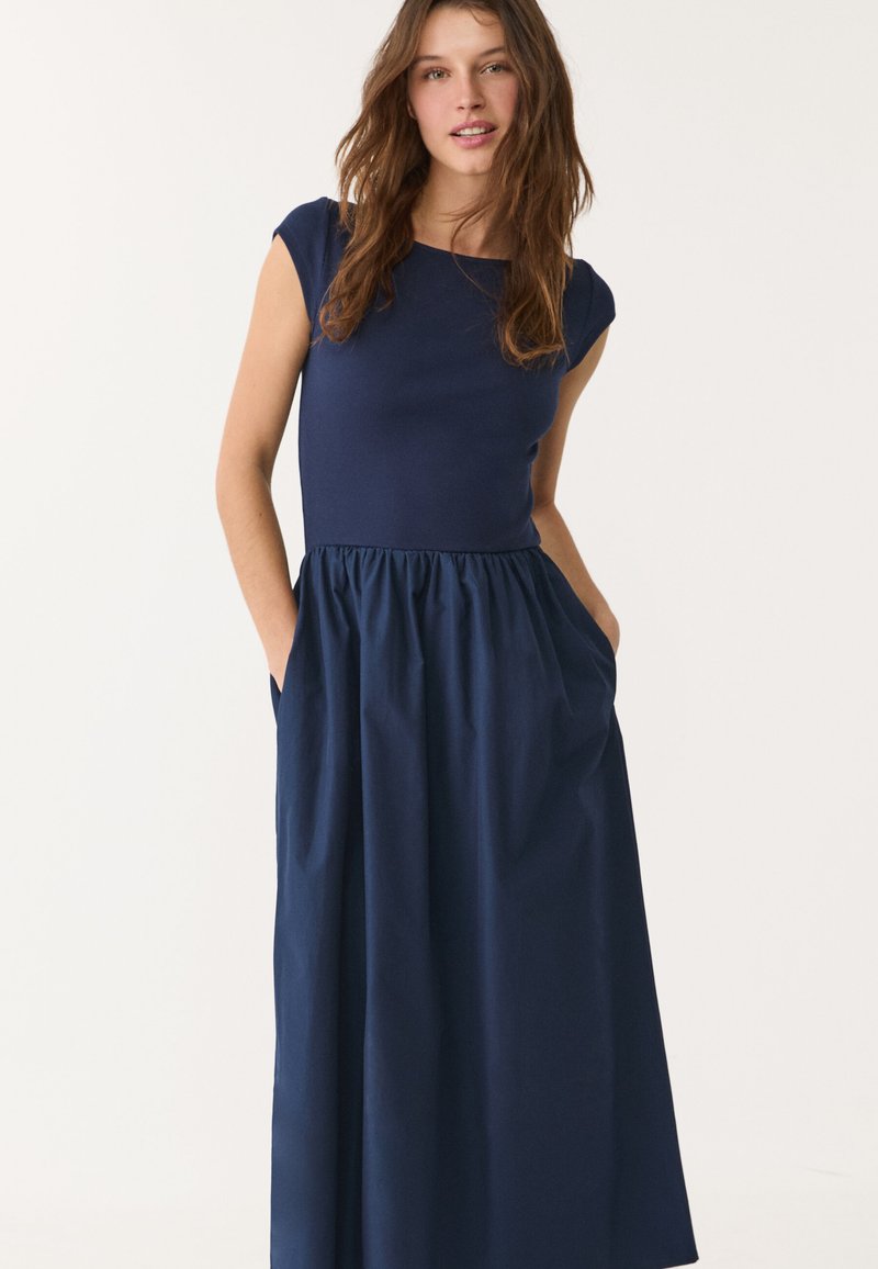 aurelia satin v-neck midi dress Petal and Pup Women's Aurelia Maxi Dress