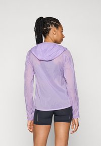 HOKA SKYFLOW JACKET - Windbreaker - aster flower