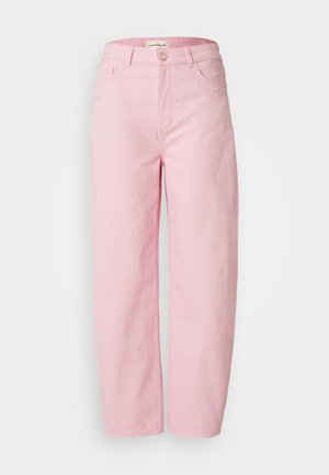 Lichtroze wijde broek met een knoopsluiting en voorzakken, gemaakt van katoenmateriaal, met subtiele stiksels.