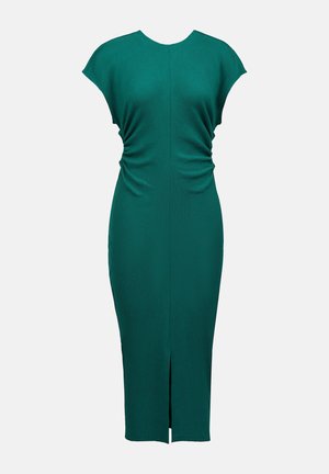 Zelené žebrované šaty s krátkými rukávy, bočním nařasením, středovým švem na zádech a předním rozparkem pro snadnost pohybu. Střední délka a těsný střih.