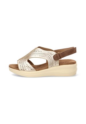 Sandalia cuña beige con parte superior de cuero perforado, puntera abierta, correa trasera ajustable marrón y suela acolchada para mayor comodidad.