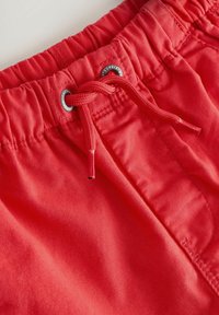 Non sélectionné, new red