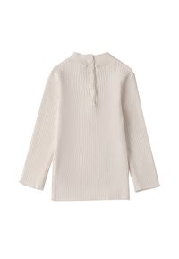 Maglietta a maniche lunghe, a coste, di un crema chiaro con colletto alto e patta con cinque bottoni sul retro. Texture liscia e vestibilità rilassata.