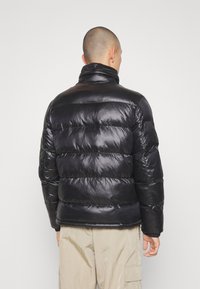 Antony Morato REGULAR FIT JACKET WITH AN IRIDESCENT EFFECT - Chaqueta de invierno - black