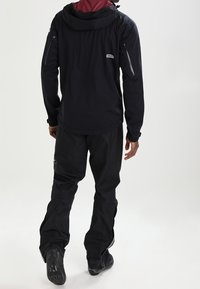 ION Chaqueta softshell - black