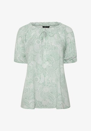 Hellgrüne Bluse mit weißem Blumen-Paisley-Muster, kurzen Puffärmeln, elastischem Ausschnitt und Vorderknotendetail.