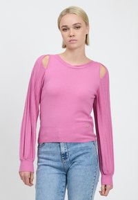 INFLUENCER CUT-OUTS SHOULDER - Strickpullover - pink