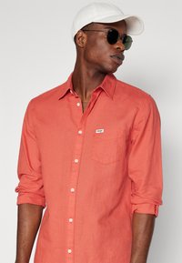 Wrangler Camicia - burnt sienna